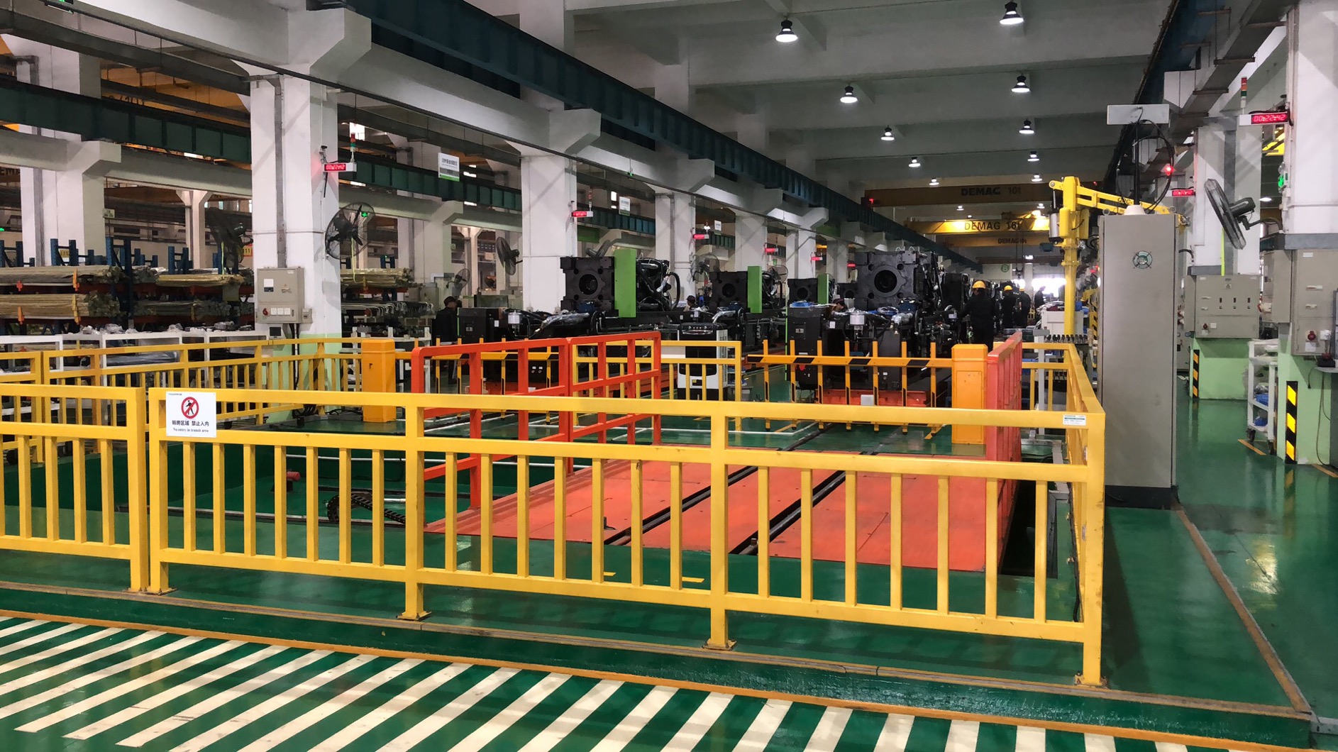 有轨电动平板车的电池寿命是多久？